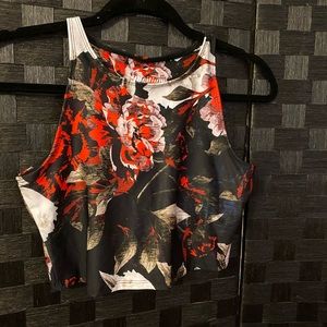 NEW Colorado Threads floral crop top